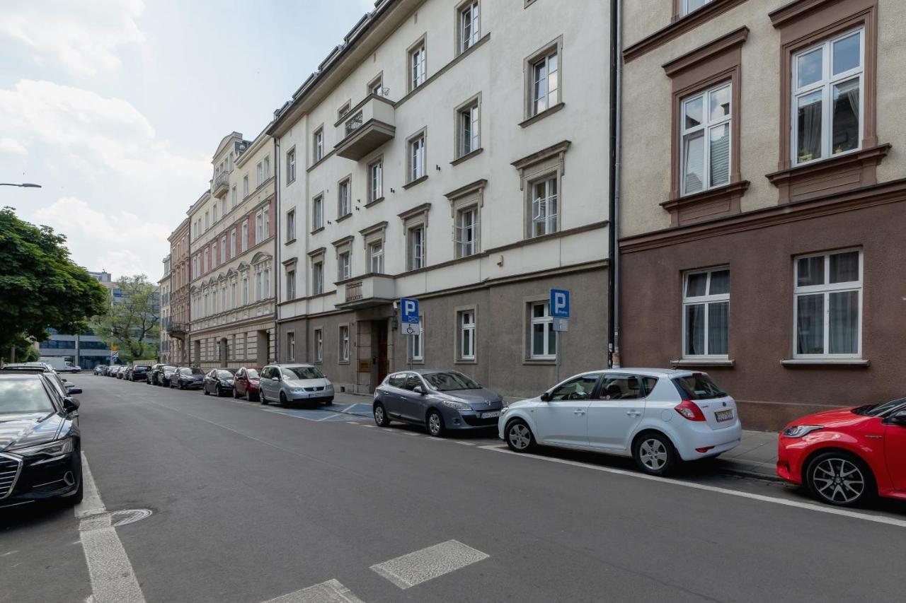 Apartment Deluxe Cracow Arianska By Renters *